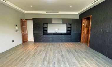 Casa en Venta en Santa Anita Club de Golf en Tlajomulco de Zúñiga, Jalisco.