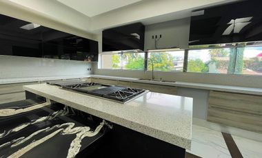 Casa en Venta en Santa Anita Club de Golf en Tlajomulco de Zúñiga, Jalisco.