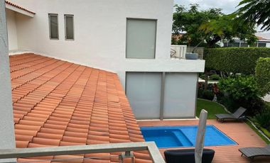 VENTA CASA EN KLOSTER SUMIYA FRENTE AL LAGO