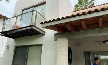 VENTA CASA EN KLOSTER SUMIYA FRENTE AL LAGO