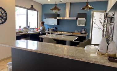 VENTA CASA EN KLOSTER SUMIYA FRENTE AL LAGO