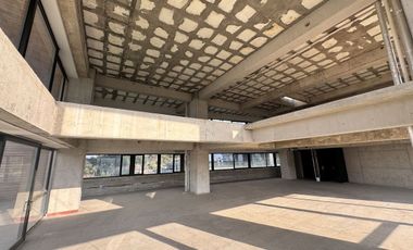 Exclusivo Penthouse en Bosque Real con Impresionante Vista al Campo de Golf