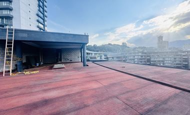 Exclusivo Penthouse en Bosque Real con Impresionante Vista al Campo de Golf