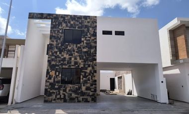 HERMOSA RESIDENCIA EN VENTA EN VILLAS DE LAS PALMAS