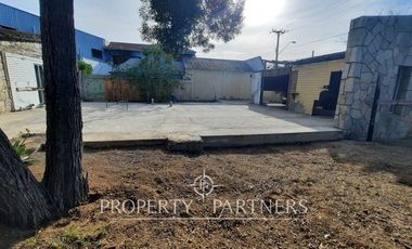 terreno de uso comercial en venta en importante avenida de Concon .