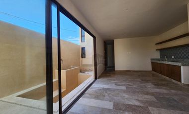 TownHouse de 3 recamaras, Rooftop, Piscina, a metros de la playa San Benito.