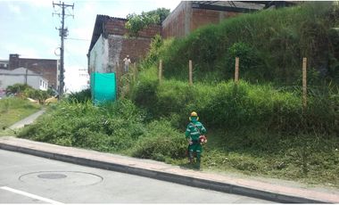 Vendo lote por AV BELALCAZAR