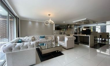 Casa en Venta en Sabaneta, sector La Doctora