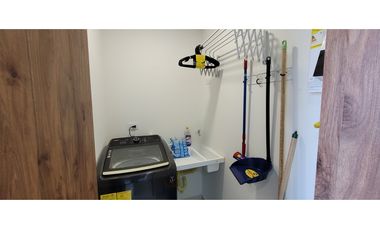 VENTA  EXCLUSIVO APARTASUITE AMOBLADA EN CERRITOS PEREIRA