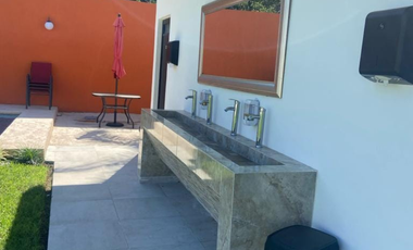 LOCAL DE FIESTA EN VENTA