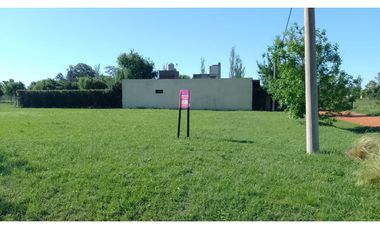 Ibarlucea: Calle 3 y Rivadavia, Barrio abierto Don Hector terreno en esquina de 477 m2, Santa Fe Argentina