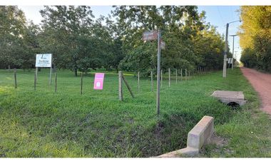 Ibarlucea: Calle 3 y Rivadavia, Barrio abierto Don Hector terreno en esquina de 477 m2, Santa Fe Argentina