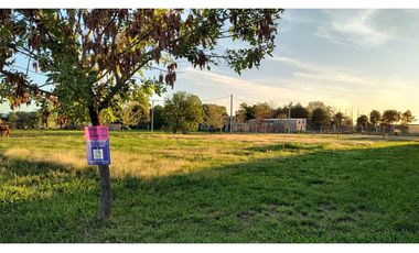 Ibarlucea: Calle 3 y Rivadavia, Barrio abierto Don Hector terreno en esquina de 477 m2, Santa Fe Argentina