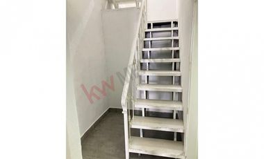 Oficina / Consultorio / Spa en rene