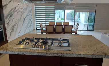 UNA PLANTA ,3 Rec y paneles solares