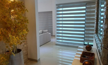 UNA PLANTA ,3 Rec y paneles solares