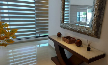 UNA PLANTA ,3 Rec y paneles solares