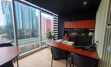 Oficina en Corporativo Yama en venta