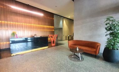 Oficina en Corporativo Yama en venta