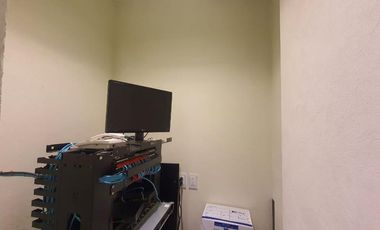 Oficina en Corporativo Yama en venta