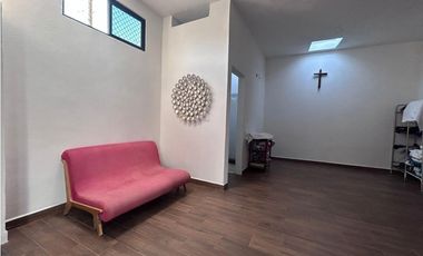 CASA EN VENTA EN CIVAC 