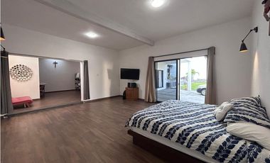 CASA EN VENTA EN CIVAC 