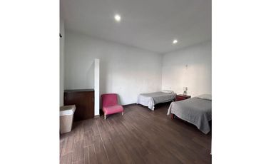 CASA EN VENTA EN CIVAC 