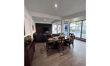 CASA EN VENTA EN CIVAC 