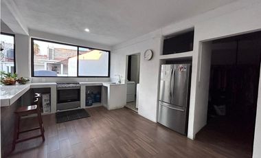 CASA EN VENTA EN CIVAC 