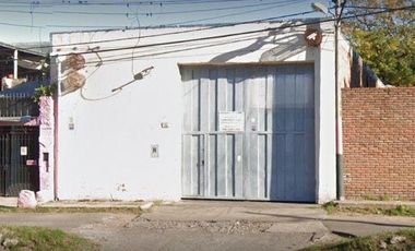 Venta galpon deposito Av circunvalacion 27 de febrero apto camiones baños techo hormigon