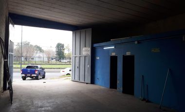 Venta galpon deposito Av circunvalacion 27 de febrero apto camiones baños techo hormigon