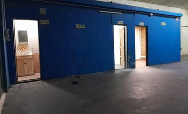 Venta galpon deposito Av circunvalacion 27 de febrero apto camiones baños techo hormigon