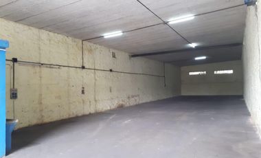 Venta galpon deposito Av circunvalacion 27 de febrero apto camiones baños techo hormigon