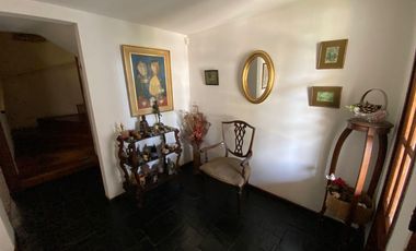 Casa en Esc.-Centro