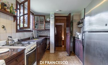 Casa 5 ambientes en Pinamar Pileta Climatizada