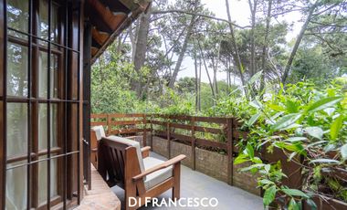 Casa 5 ambientes en Pinamar Pileta Climatizada