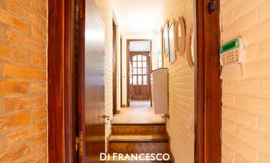 Casa 5 ambientes en Pinamar Pileta Climatizada