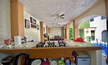 CASA EN RENTA AMUEBLADA EN LOMAS DE CORTÉS