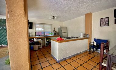 CASA EN RENTA AMUEBLADA EN LOMAS DE CORTÉS