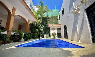 CASA EN RENTA AMUEBLADA EN LOMAS DE CORTÉS