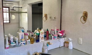 CASA EN RENTA AMUEBLADA EN LOMAS DE CORTÉS