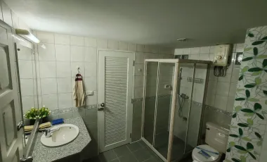 A spacious 2-bedroom, 1-bathroom at Baan Rabiang Chan