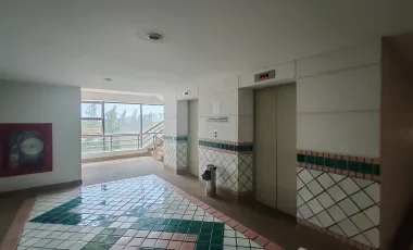 A spacious 2-bedroom, 1-bathroom at Baan Rabiang Chan