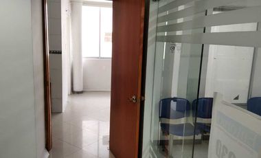 OFICINA EN VENTA EN PLAZA DE BOLIVAR/ PEREIRA