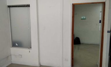 OFICINA EN VENTA EN PLAZA DE BOLIVAR/ PEREIRA