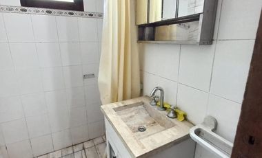 Hermoso dpto de 2 ambientes y medio, c/balcon al frente!!