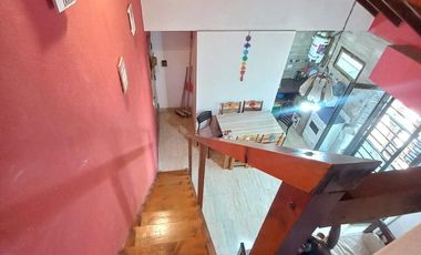 Hermoso dpto de 2 ambientes y medio, c/balcon al frente!!
