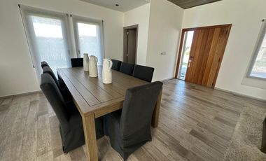 Casa Hermosa en Lagos de Canning