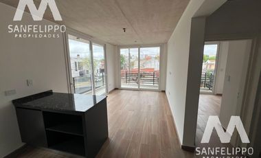 Departamento en Venta a  Estrenar en Quilmes con Cochera