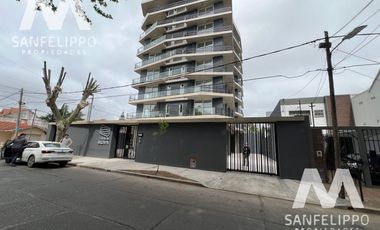 Departamento en Venta a  Estrenar en Quilmes con Cochera